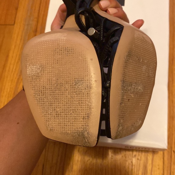 SCHUTZ | TOLLER LEATHER SANDAL - Picture 5 of 6